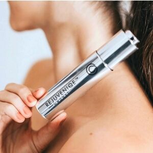 REJUVENIQE by Monat 1.0 fl. oz.